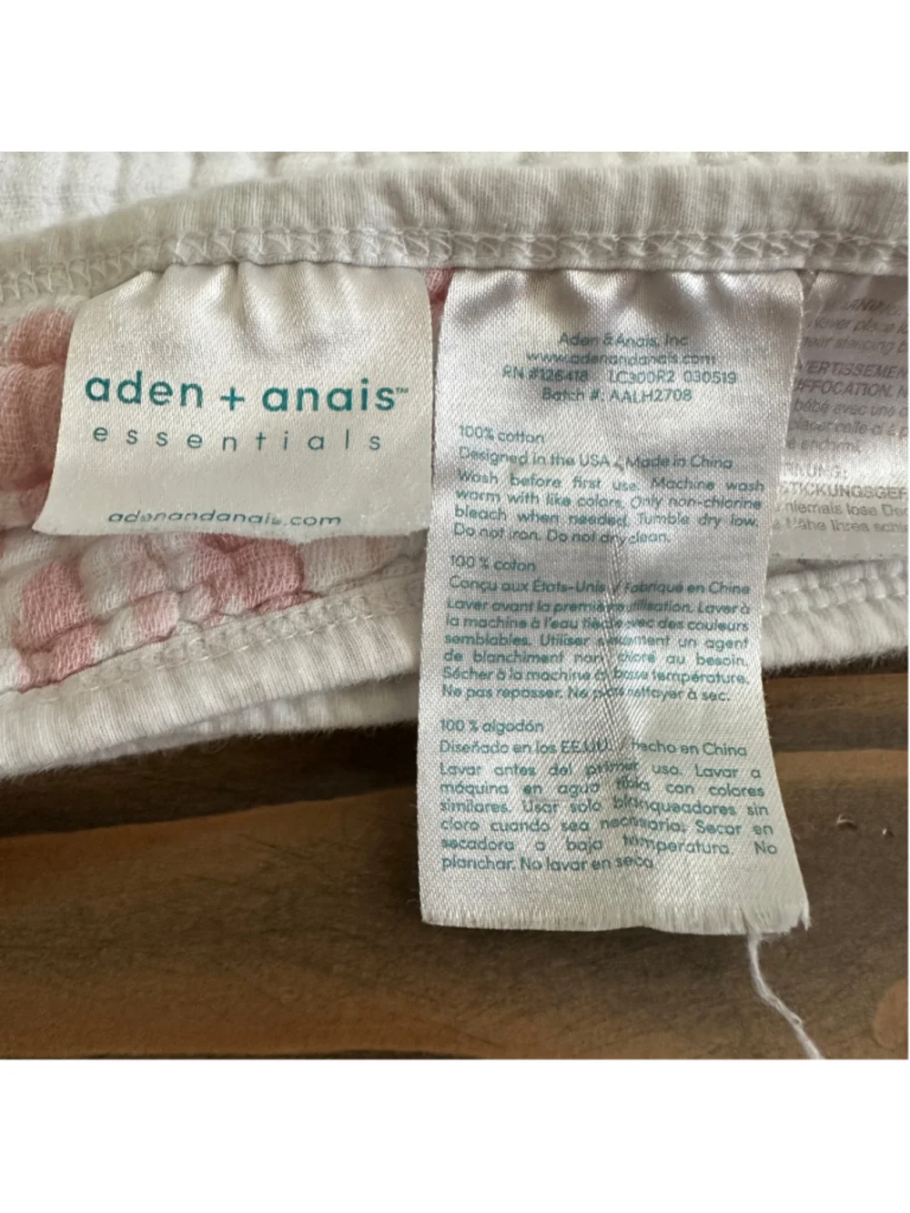 aden + anais Essentials Muslin Baby Blanket Pink Swan 100% Cotton Security Blank